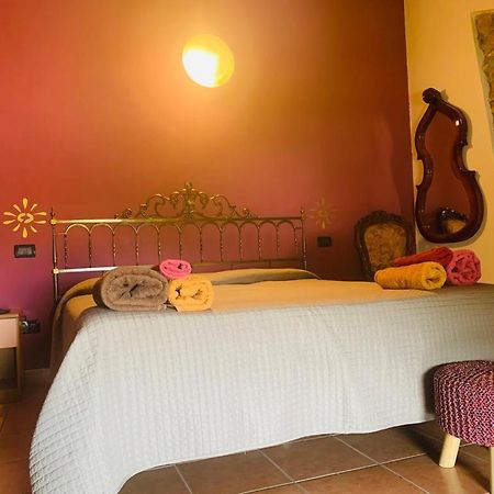 Agriturismo La Pace Villa Valeggio sul Mincio Buitenkant foto