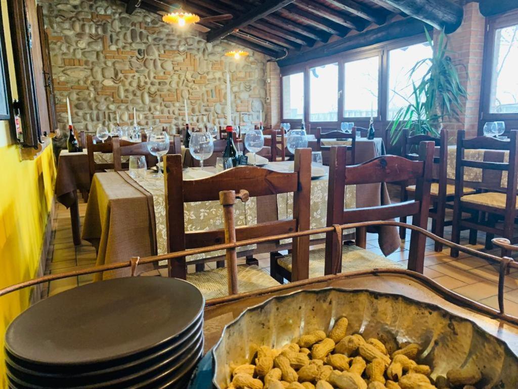 Agriturismo La Pace Villa Valeggio sul Mincio Buitenkant foto